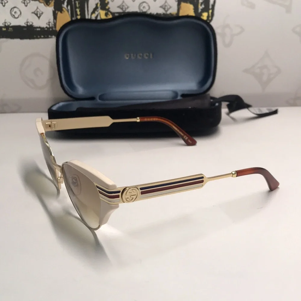 New Authentic Gucci GG0522S 005 Cat-Eye Sunglasses Ivory Brown Gradient